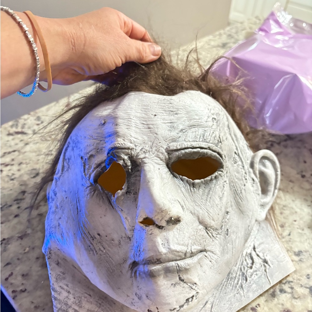 Michael Myers Mask 2013
By Justin Mabry Halloween
Horror  never worn#scarymask